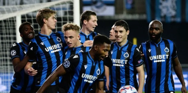 Сент-Трюйден - Брюгге Сент-Трюйден - Брюгге