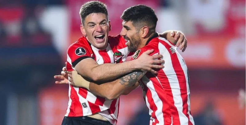 Эстудиантес - Куско