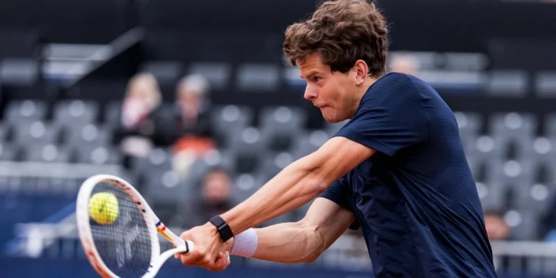 Александр Блокс - Бен Шелтон