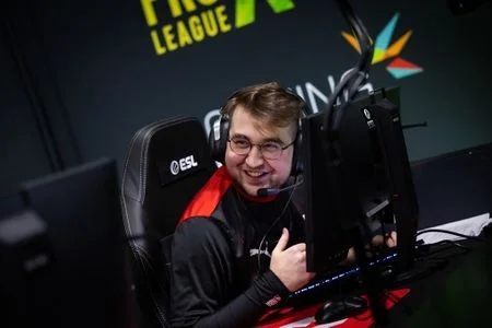 Furia eSports - MOUZ Furia eSports - MOUZ