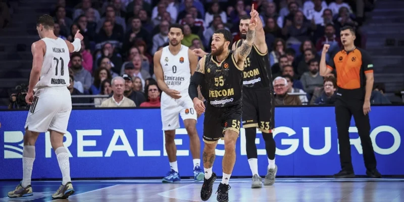 Панатинаикос - Монако