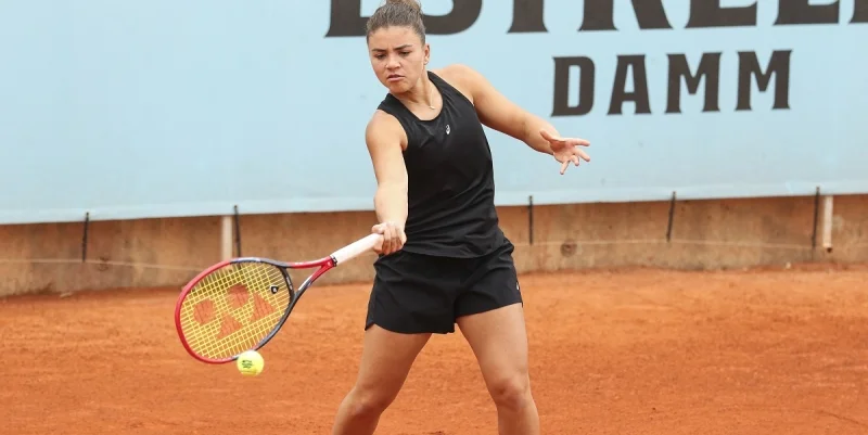 Лаура Зигемунд - Жасмине Паолини