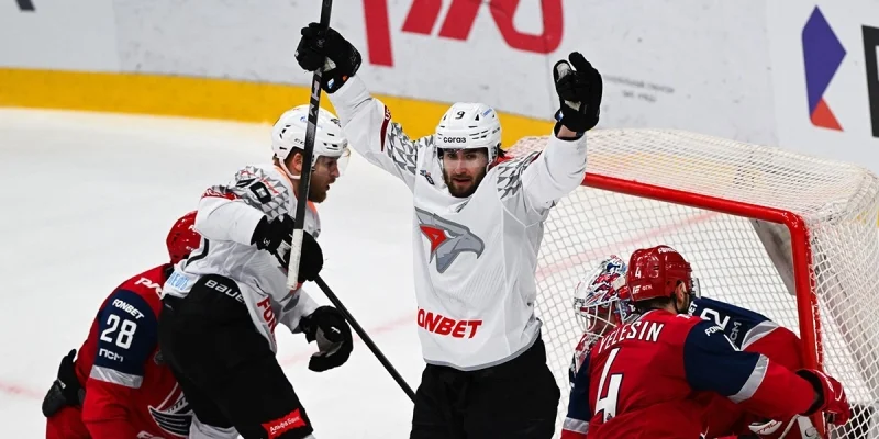 Локомотив - Авангард