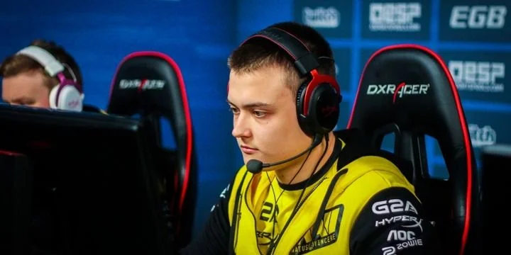 Natus Vincere - MOUZ