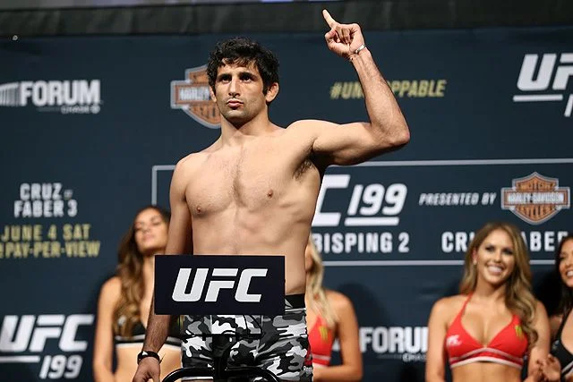 - Александр Эрнандес - Александр Эрнандес