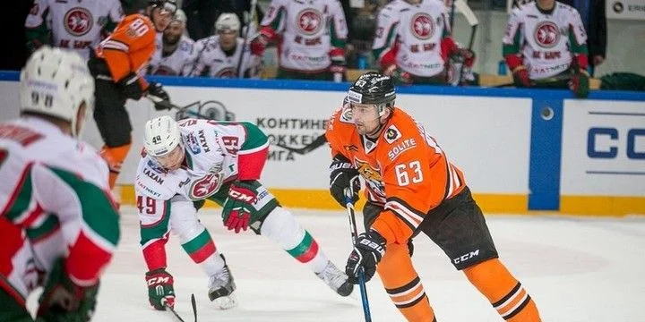 «Амур» - «Ак Барс» «Амур» - «Ак Барс»