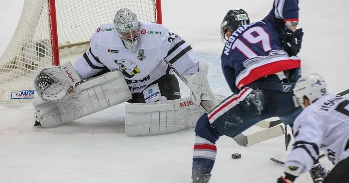 Трактор - Нефтехимик