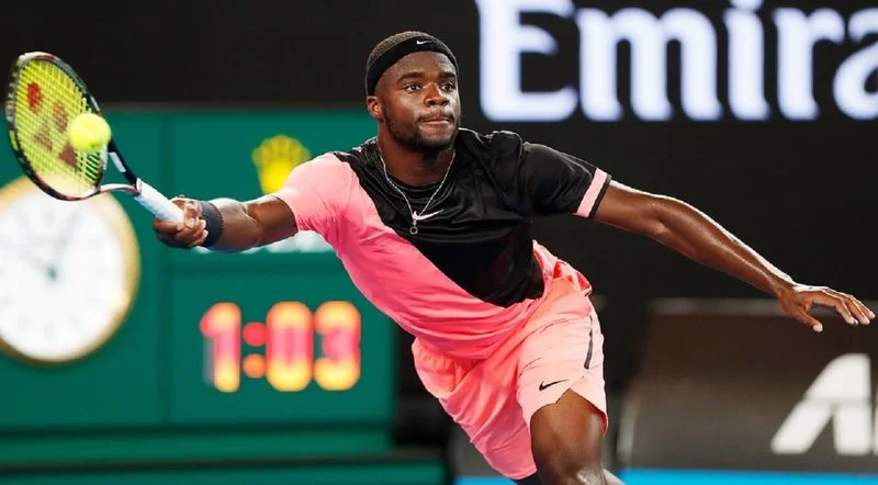  - Фрэнсис Тиафо