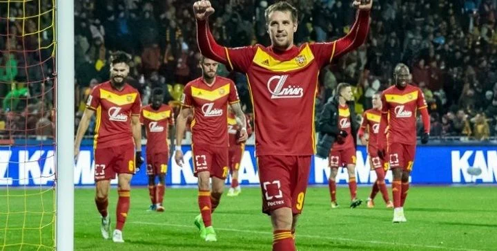 Арсенал - Локомотив