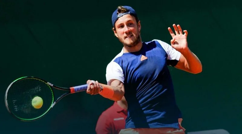 Денис Истомин - Денис Истомин -