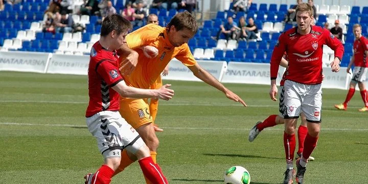 Валюр - Русенборг