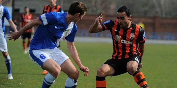 Десна - Шахтер Донецк