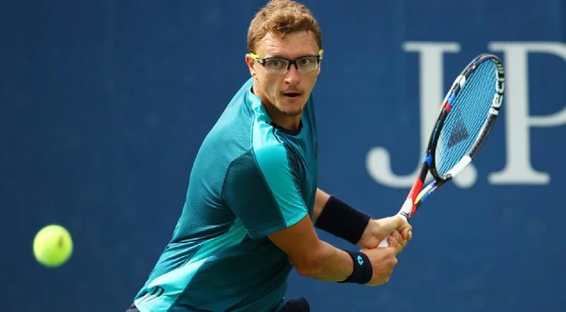 Денис Истомин - Денис Истомин -