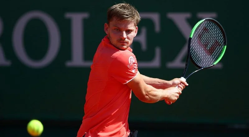 - Стефанос Циципас - Стефанос Циципас