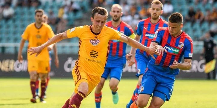 Дукла - Богемианс 1905 Дукла - Богемианс 1905