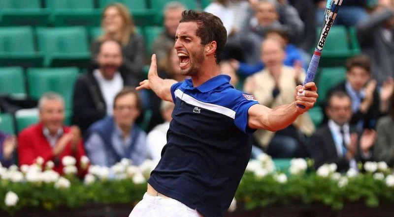 Альберт Рамос-Винолас - Пьер-Юг Эрбер Альберт Рамос-Винолас - Пьер-Юг Эрбер