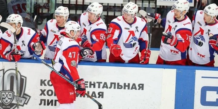 Локомотив - СКА