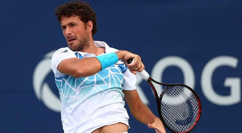  - Карен Хачанов