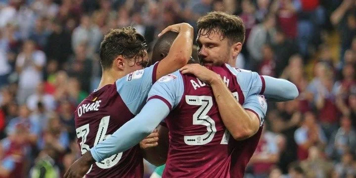 Астон Вилла - Уиган Астон Вилла - Уиган