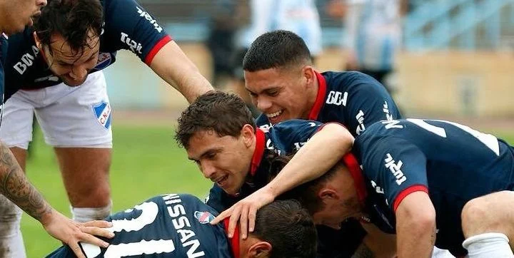 Насьональ - Соль де Америка