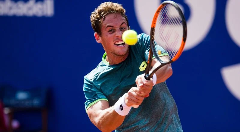  - Кайл Эдмунд