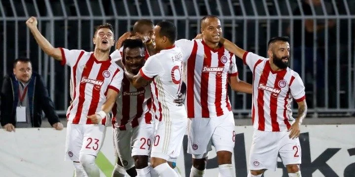 Олимпиакос - Бернли