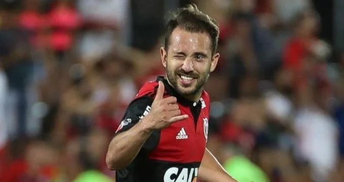 Витория - Атлетико Минейро