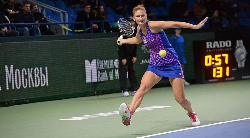 Дженнифер Брэди - 