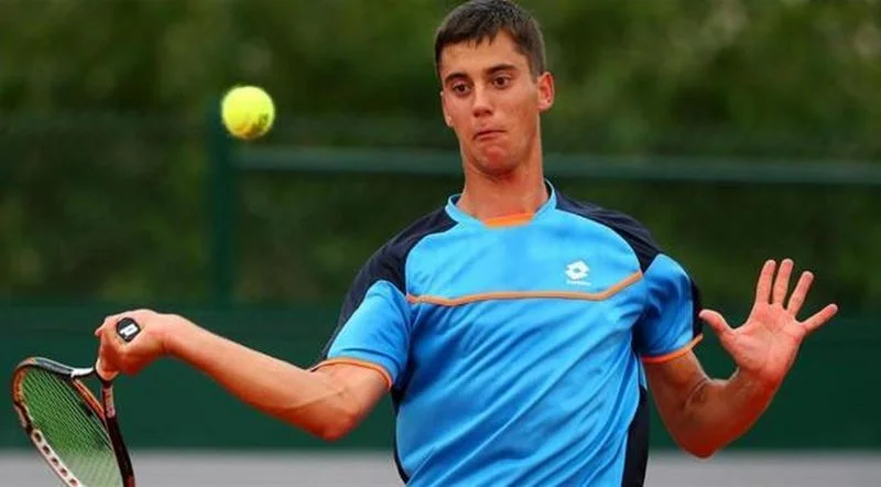 Ласло Дьере - Леонардо Майер