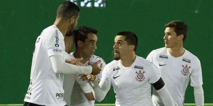 Коринтианс - Коло Коло Коринтианс - Коло Коло