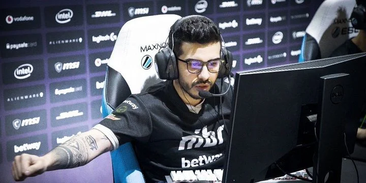 MOUZ - MIBR MOUZ - MIBR