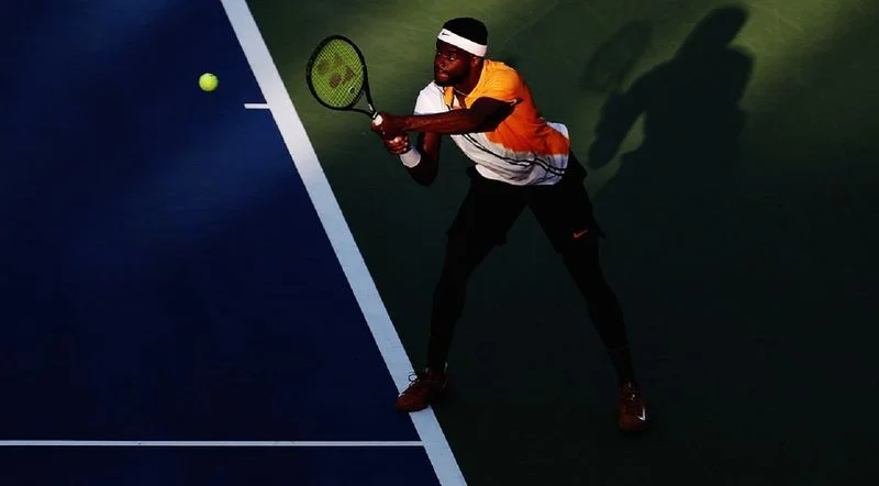 - Фрэнсис Тиафо - Фрэнсис Тиафо