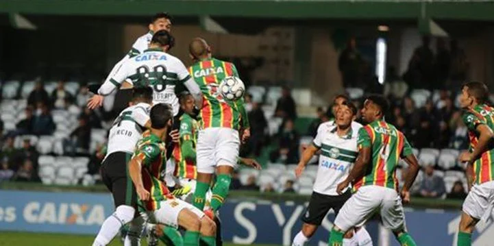 Коритиба - Итиютаба Коритиба - Итиютаба