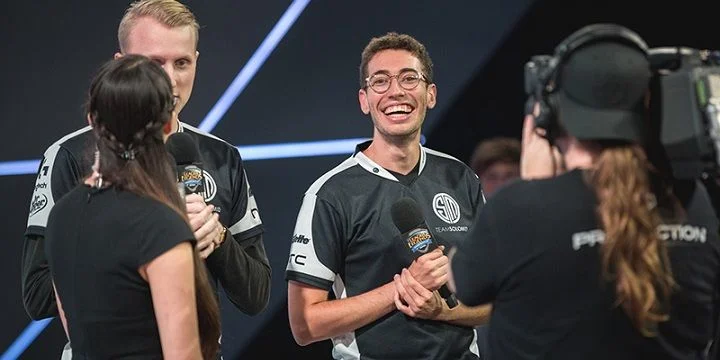 - 100 Thieves - 100 Thieves