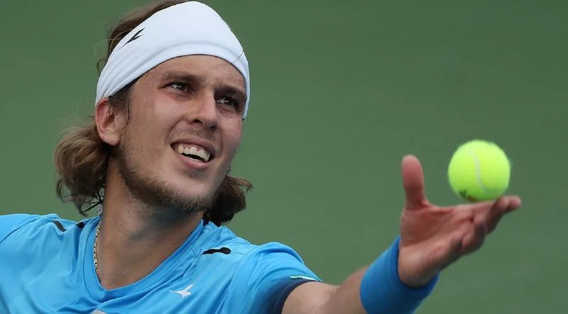 Марко Чеккинато - Лукаш Лацко