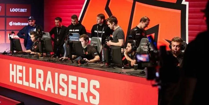 HellRaisers - Avangar