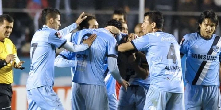 Боливар - Университарио Сукре Боливар - Университарио Сукре