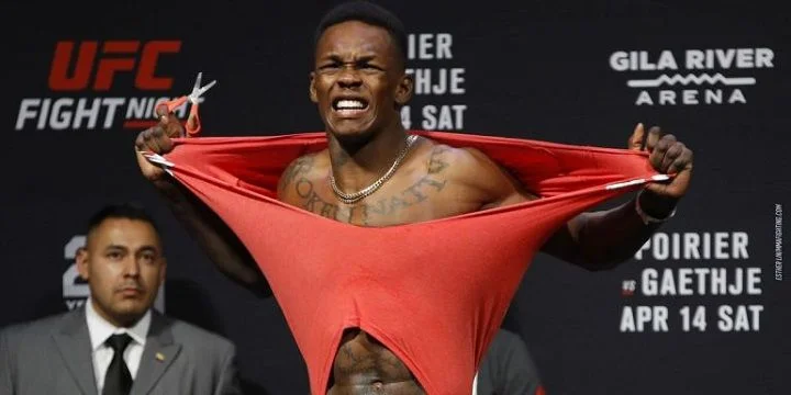 Дерек Брансон - Исраэль Адесанья