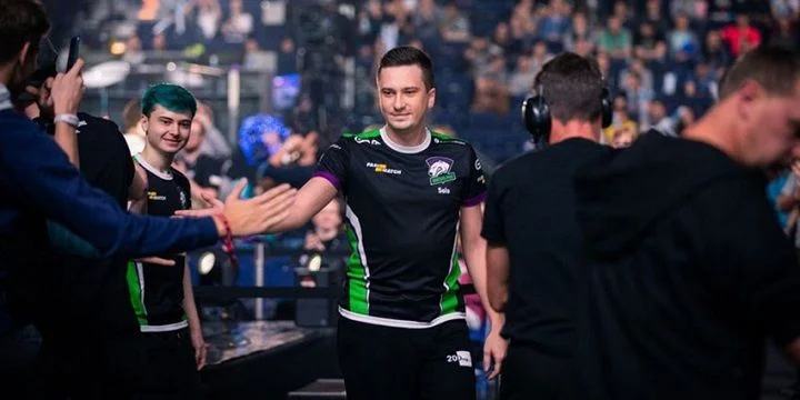 Virtus.pro - Team Secret Virtus.pro - Team Secret