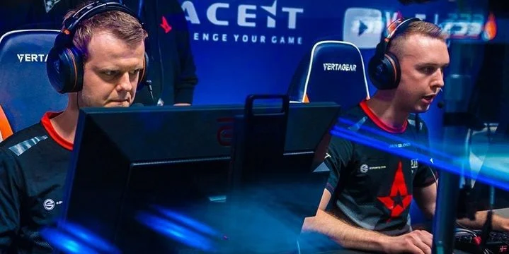 - Astralis - Astralis
