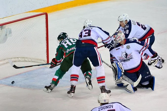 Ак Барс - Нефтехимик Ак Барс - Нефтехимик