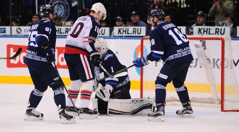 Динамо Мн - Нефтехимик