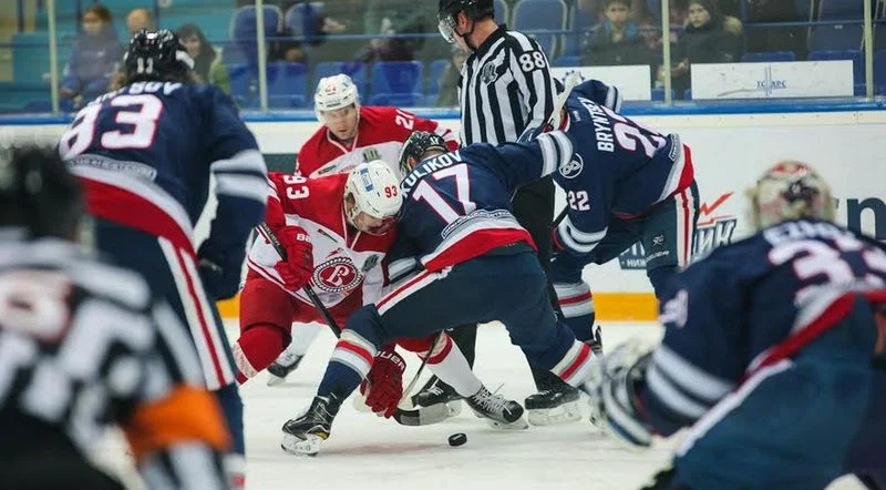 Витязь - Нефтехимик