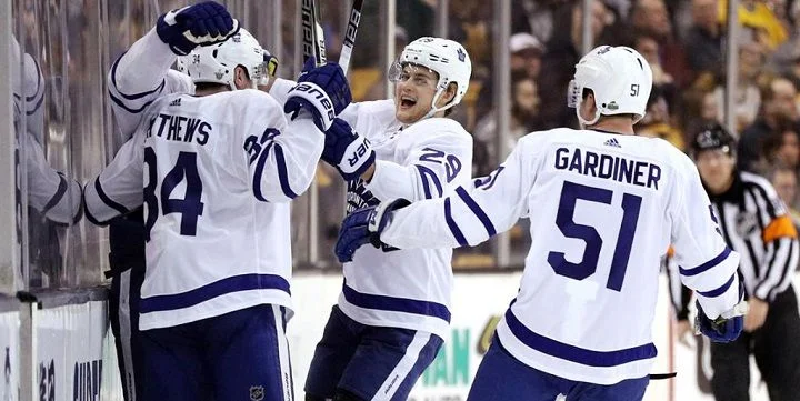 Торонто - Детройт