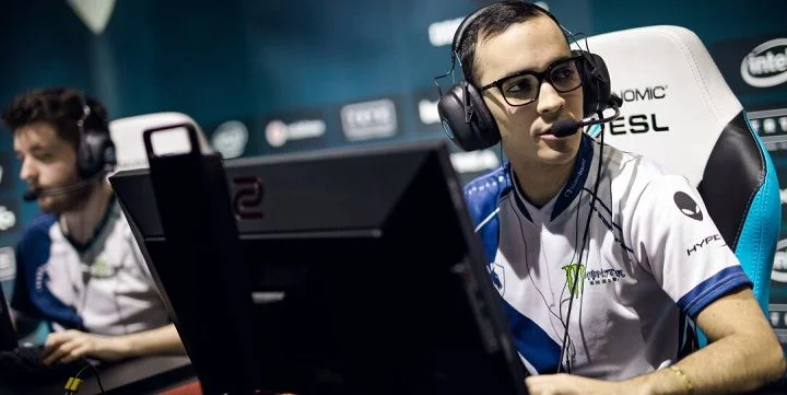 - Natus Vincere - Natus Vincere