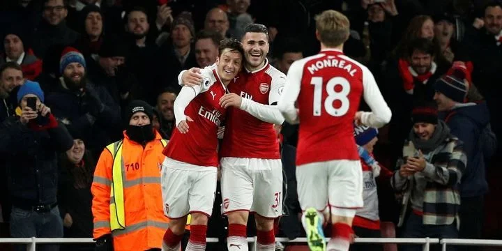 Арсенал - Хаддерсфилд Арсенал - Хаддерсфилд