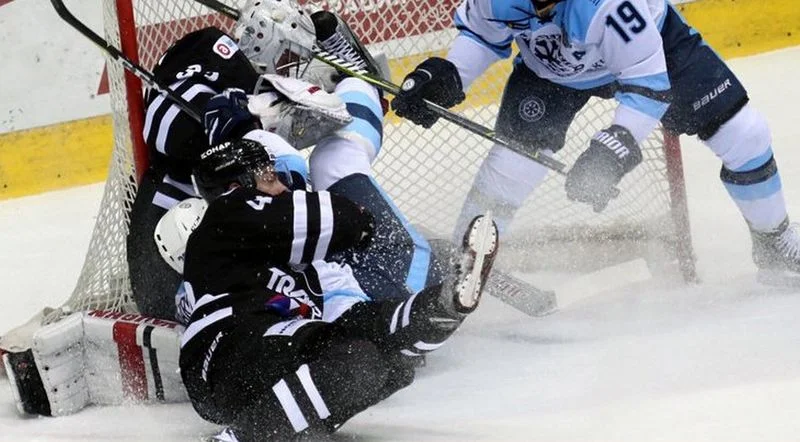 Сибирь - Трактор Сибирь - Трактор