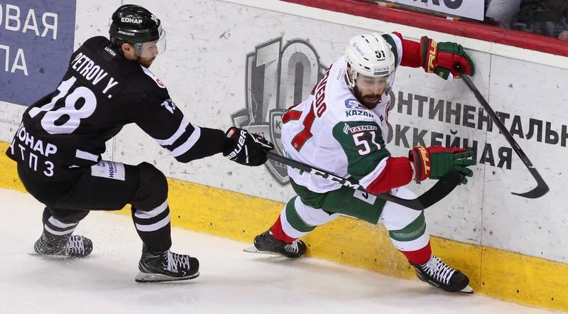 Ак Барс - Трактор