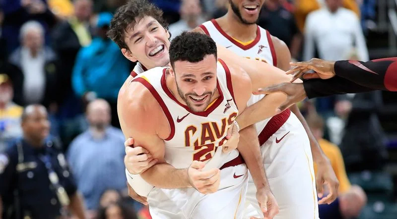 Торонто - Кливленд Торонто - Кливленд