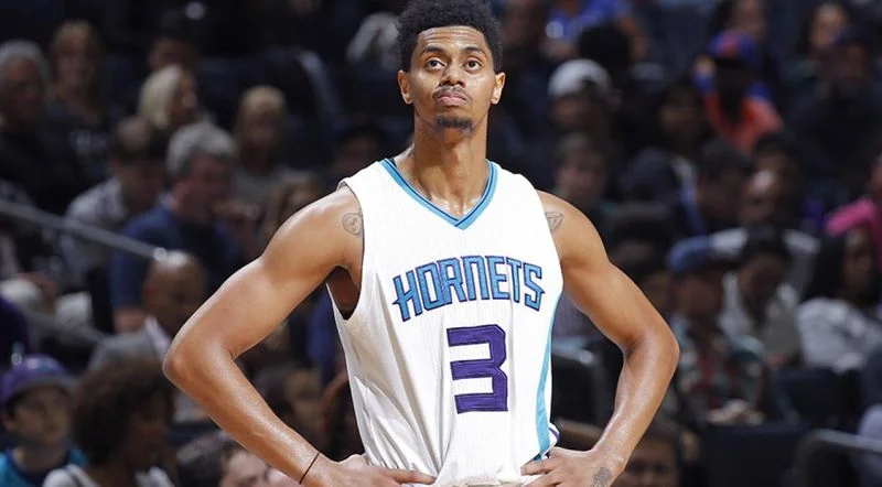 Шарлотт - Детройт